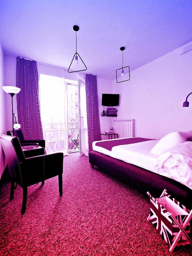 Pastel Guest Rooms Warszawa Eksteriør billede