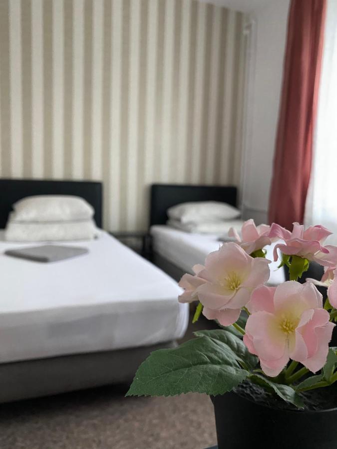 Pastel Guest Rooms Warszawa Eksteriør billede